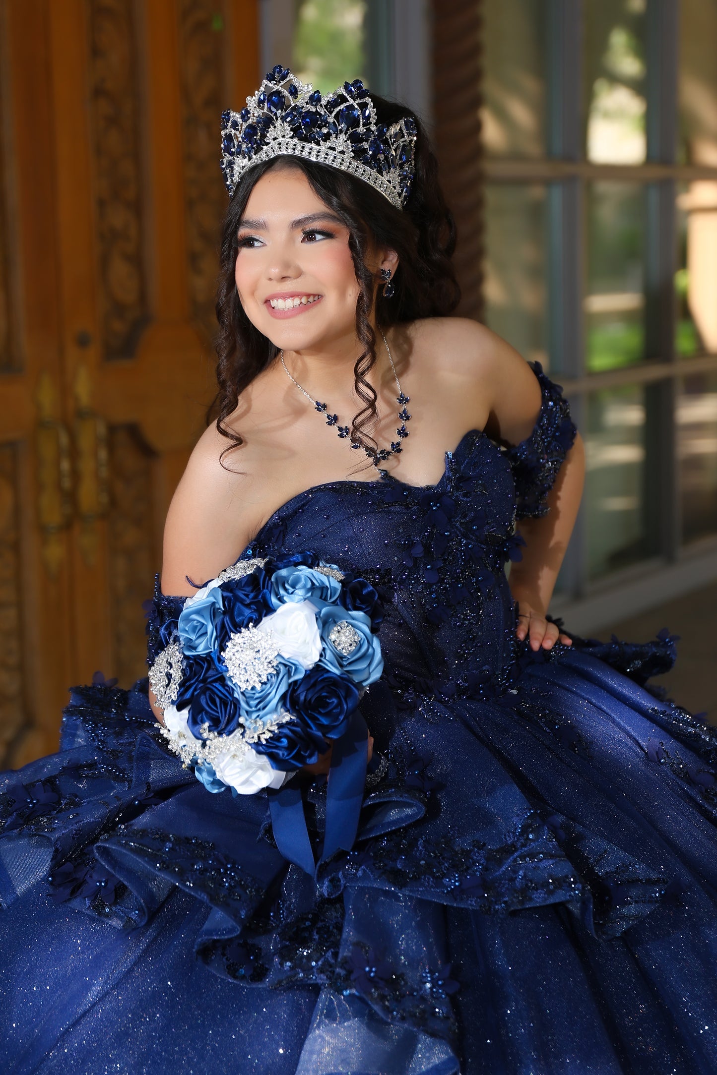 Elegant Quinceañera Package
Hair & Makeup for 2 Days – $500
